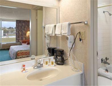 Super 7 - Dillon Motel Quarto foto